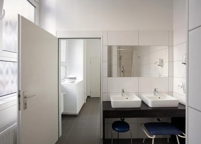 Huettenpalast ברלין