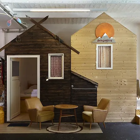 Hotel Huettenpalast 3*